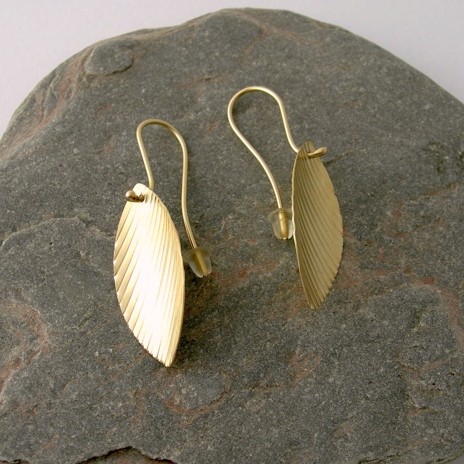 Leaf earrings