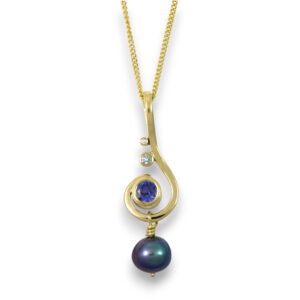 Sparkling seas tanzanite and diamond